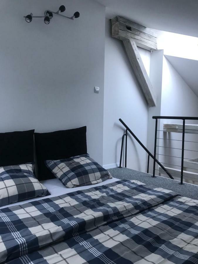 Klimatyczny Apartament Przy Bochenskim Rynku. Bochnia Esterno foto